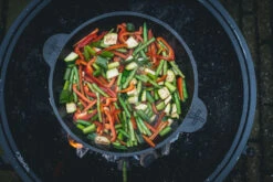 The Windmill Cast Iron Paella Pan / Sauteerpan 18 The Windmill Cast Iron Paella Pan / Sauteerpan -Barebones Winkel image 310