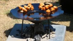 The Windmill Campfire Ring -Barebones Winkel image 481