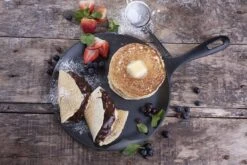 Victoria Cast Iron Comal Griddle 8 Victoria Cast Iron Comal Griddle -Barebones Winkel image 524