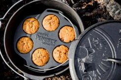 Petromax Cast Iron Muffin Pan 10 Petromax Cast Iron Muffin Pan -Barebones Winkel image 688