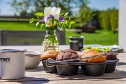 Petromax Cast Iron Muffin Pan 12 Petromax Cast Iron Muffin Pan -Barebones Winkel image 690